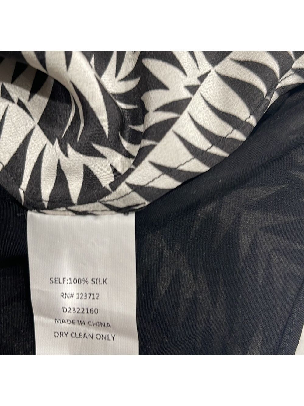 Rory Beca Black White Geo Silk Print Strappy Fit and Flare Mini Dress SZ S - Picture 6 of 6